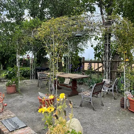 Bed & Breakfast La Cascina Di Alice *